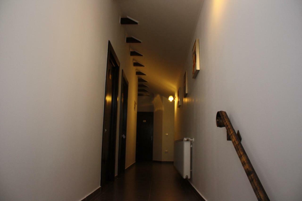Hotel Casa Ianis Braşov Exterior foto